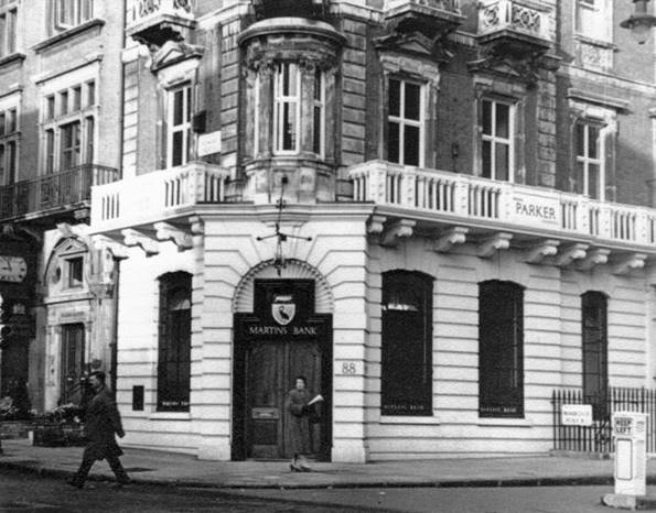 1953 October London 88 Wigmore Street Exterior Geoff Taylor.jpg