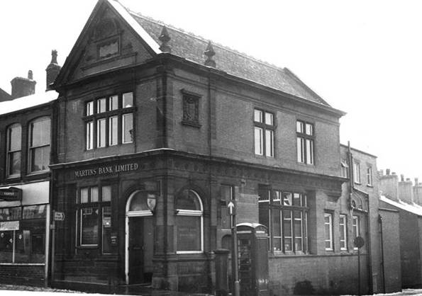 1922 Heywood Branch Exterior as L & Y Bank PA.jpg