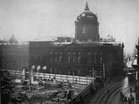 1930 The site is cleared to build the new Head Office MBM-Su56P29