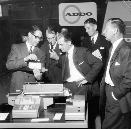 1959 Office 59 Exhibition Sweden R Hindle Looks at Addo ADP Equipment RH